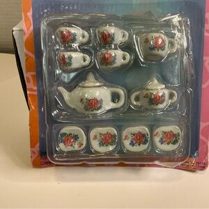 Charming Floral Tea Set with Rose Motif